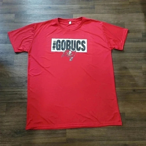 NFL Tampa Bay Buccaneers Men's T-Shirt Go Bucs Publix Promo Short Sleeve Red L - Picture 1 of 7